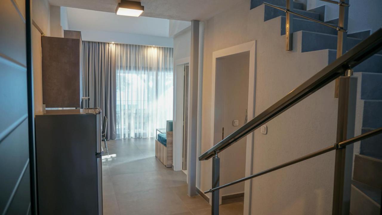 Апартаменты Enalia Luxury Living Никити Экстерьер фото